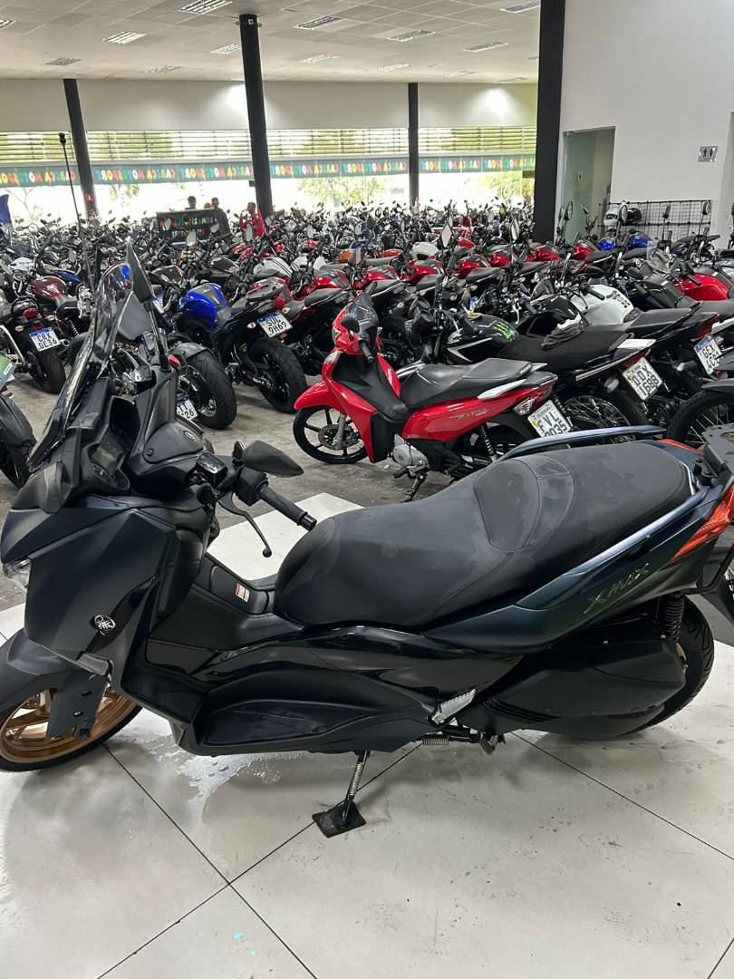 YAMAHA XMAX 250 CONNECTED ABS