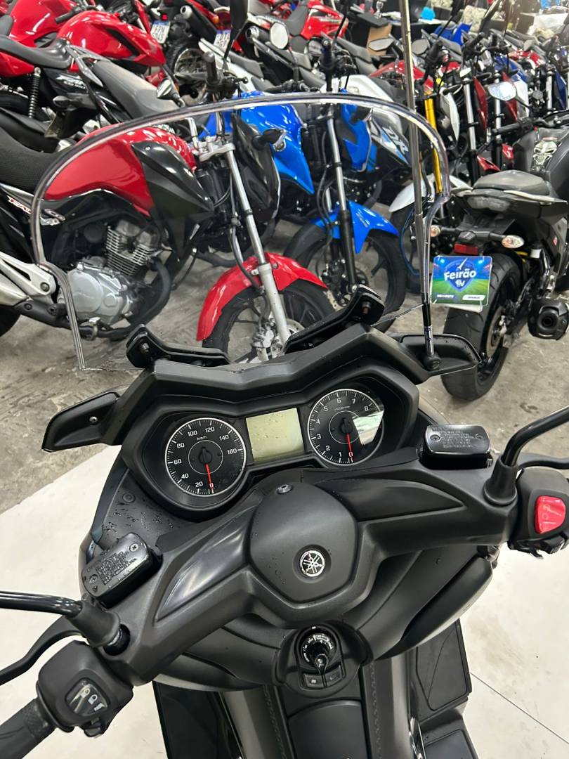 YAMAHA XMAX 250 CONNECTED ABS