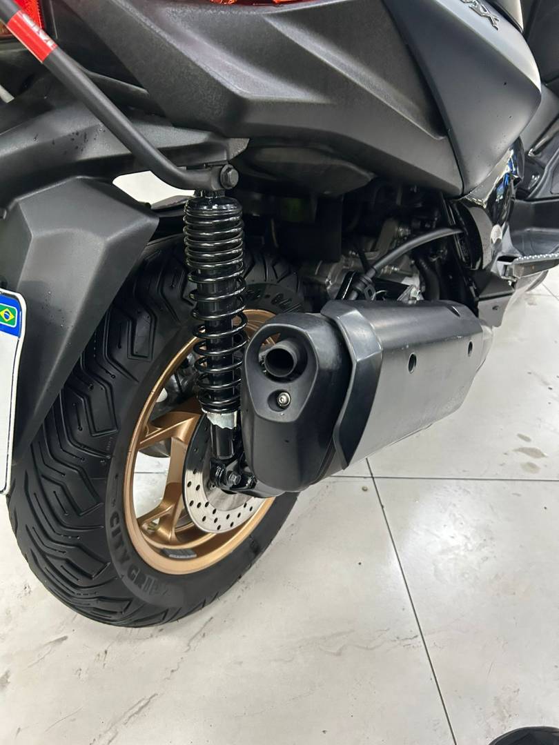 YAMAHA XMAX 250 CONNECTED ABS