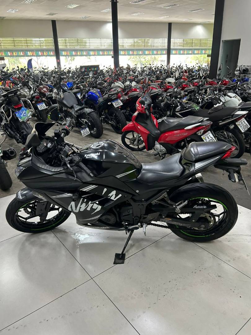 KAWASAKI NINJA 300 ABS