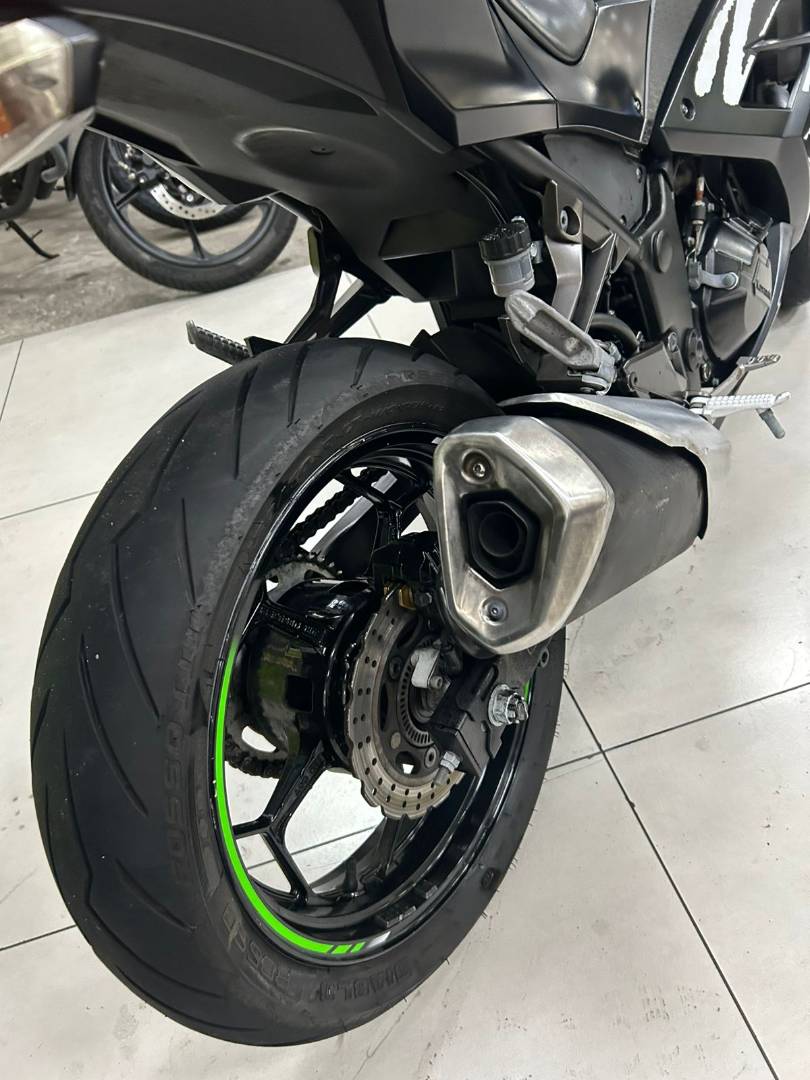 KAWASAKI NINJA 300 ABS