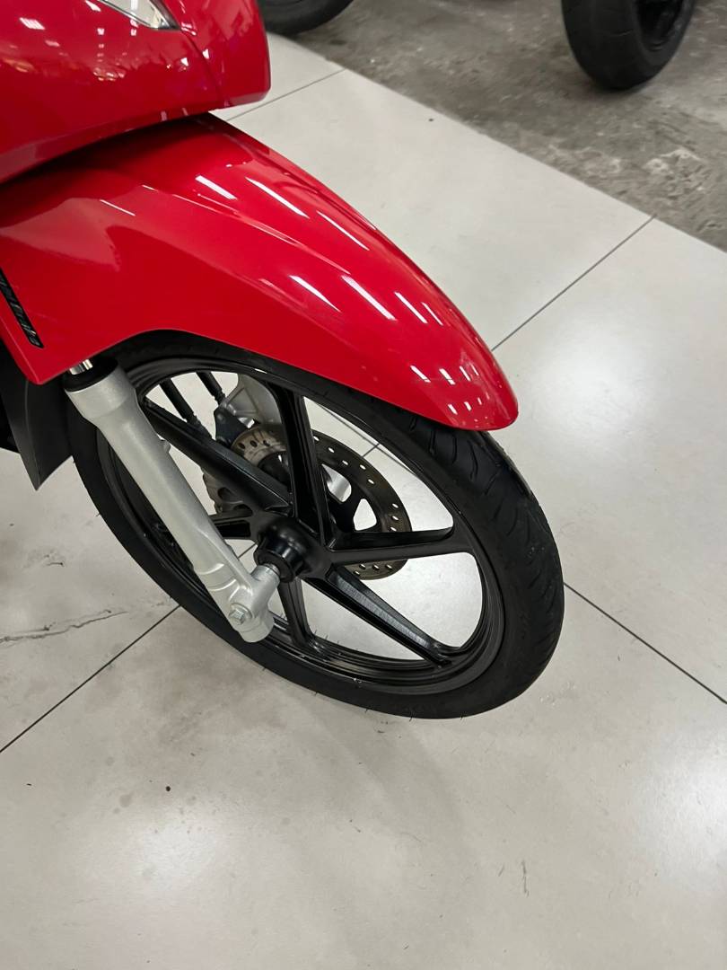 HONDA BIZ 125 ES