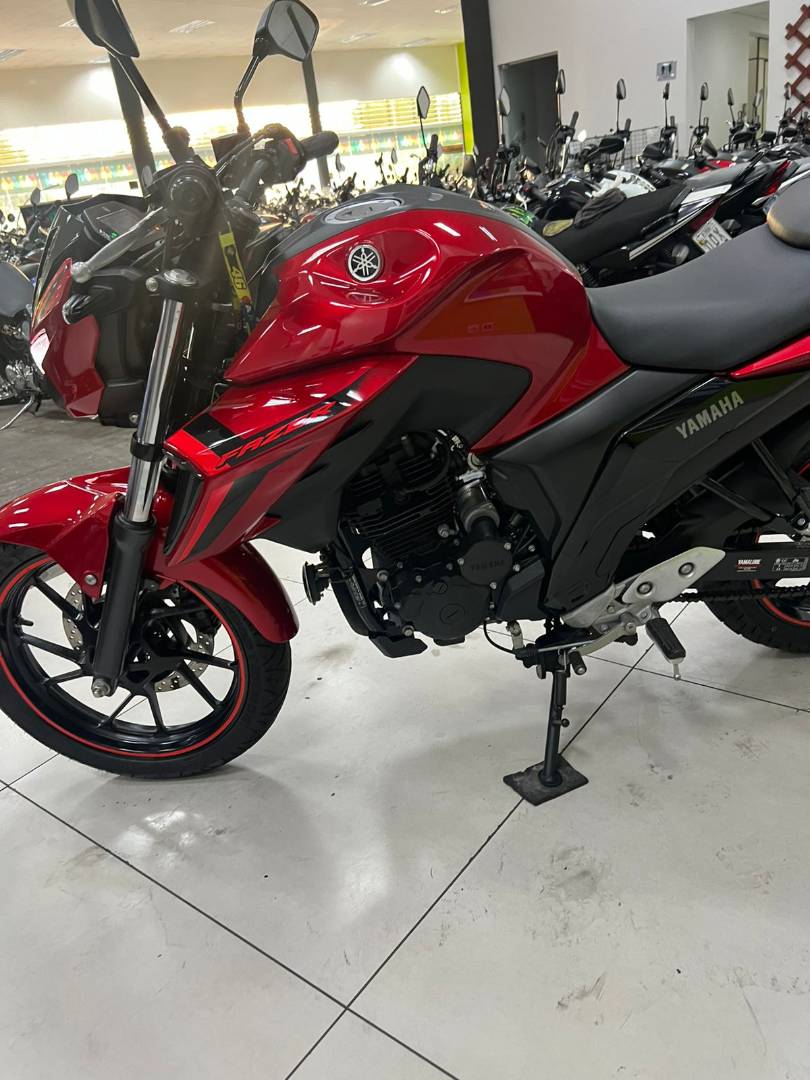 YAMAHA FZ25 FAZER ABS