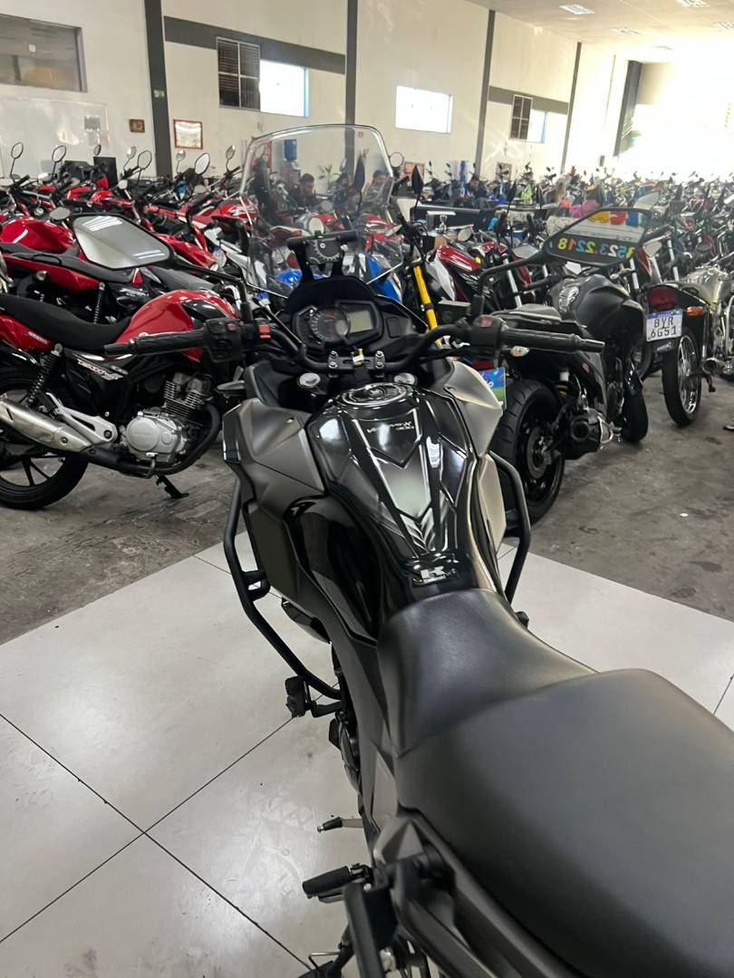 KAWASAKI VERSYS-X 300