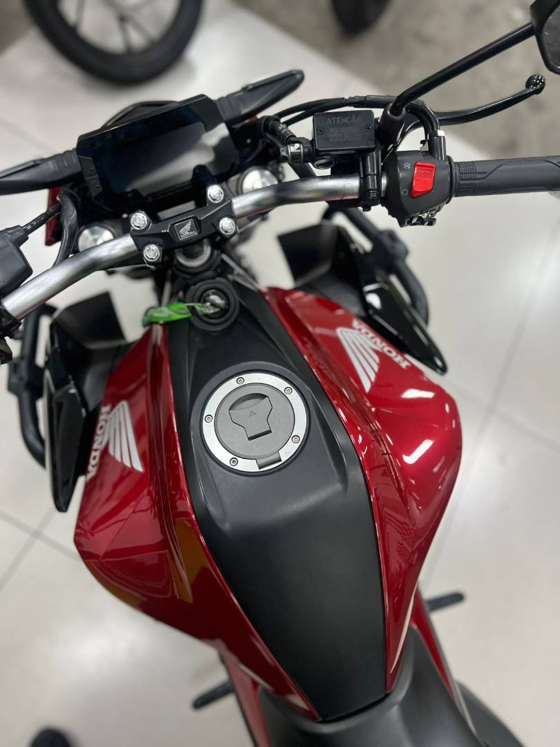 HONDA CB 300F TWISTER CBS