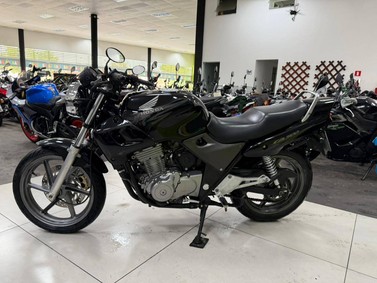 HONDA CB 500