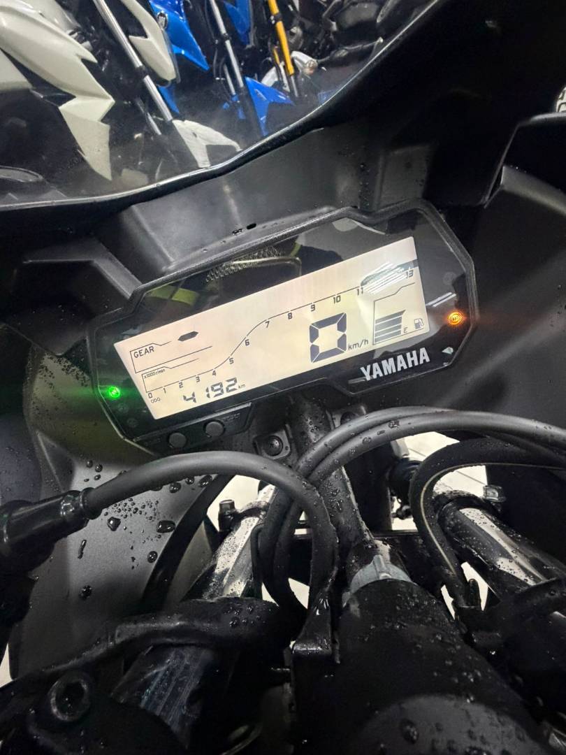 YAMAHA YZF R15