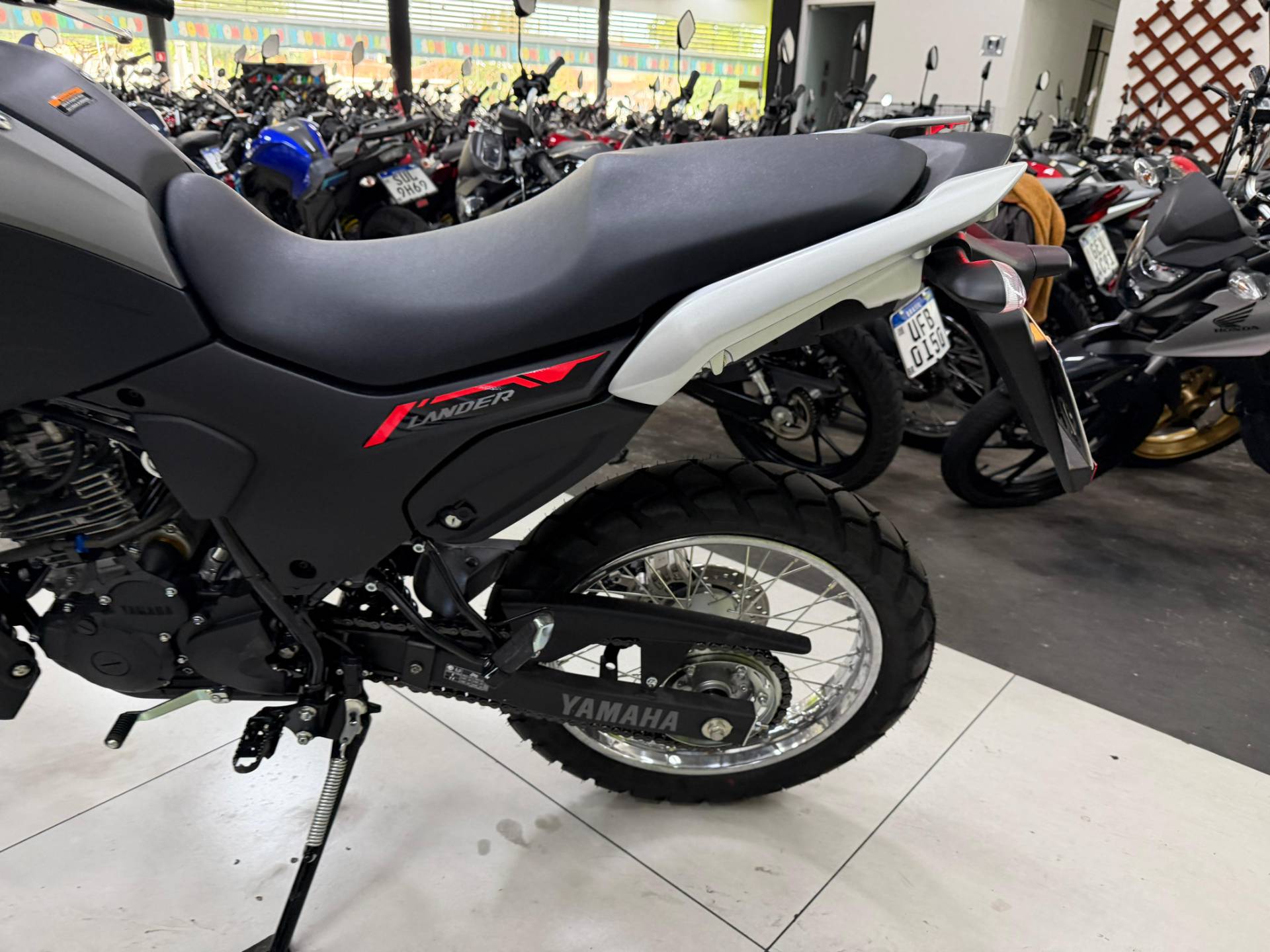 YAMAHA XTZ 250 LANDER CONNECTED
