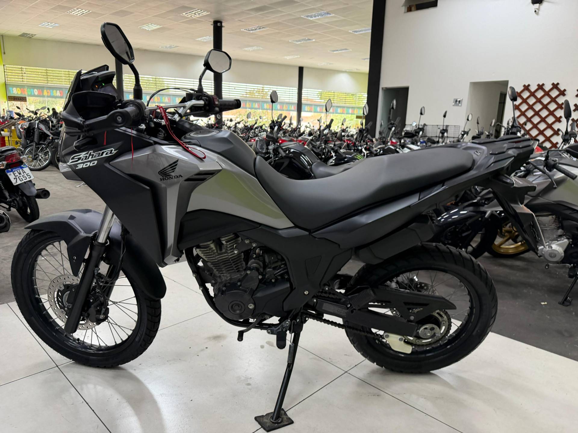 HONDA XRE 300 SAHARA