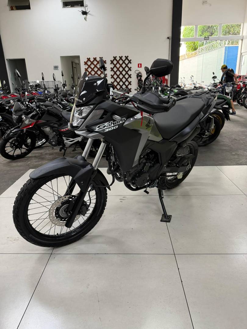 HONDA XRE 300 SAHARA