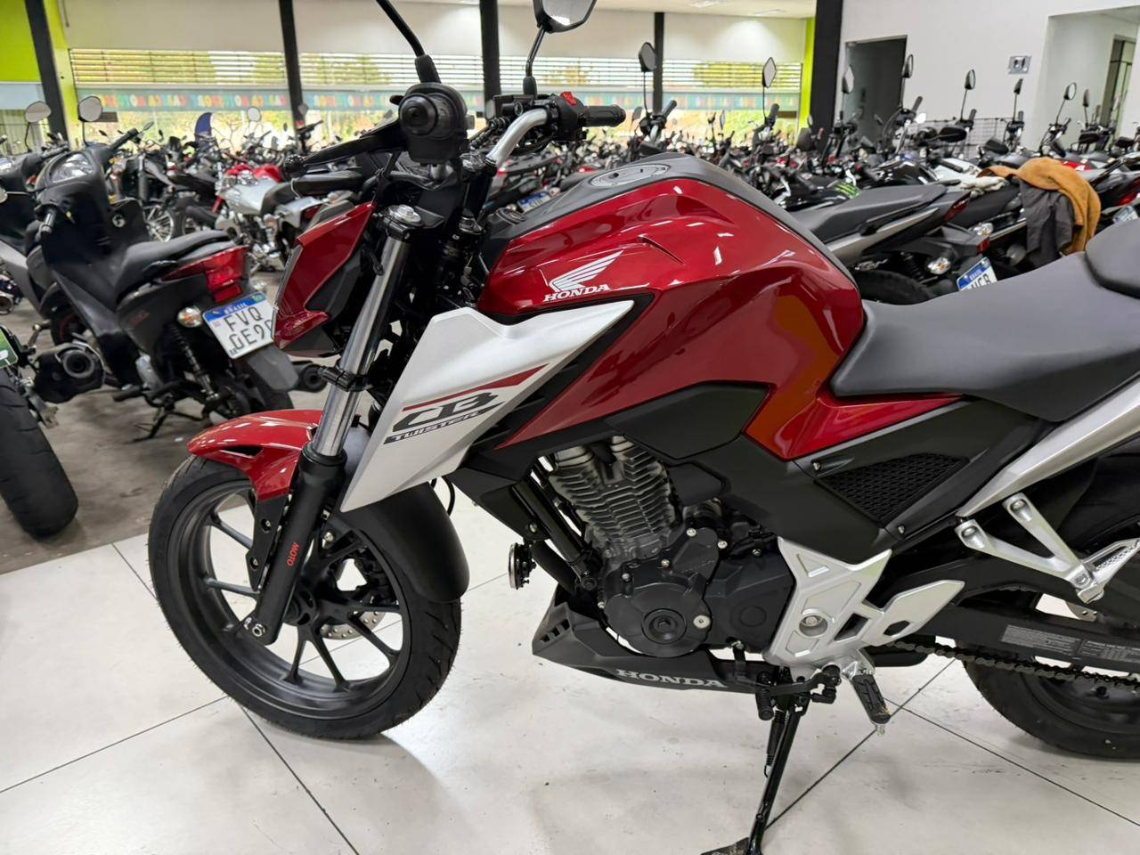 HONDA CB 300F TWISTER CBS