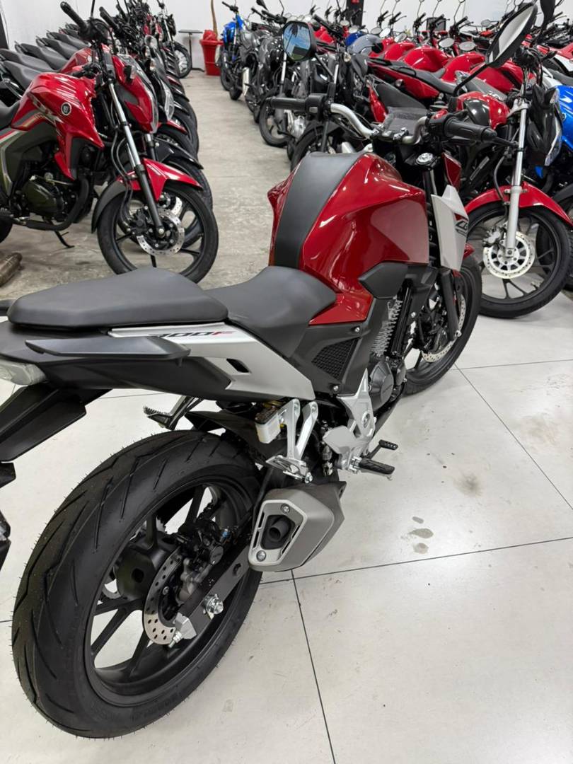 HONDA CB 300F TWISTER CBS