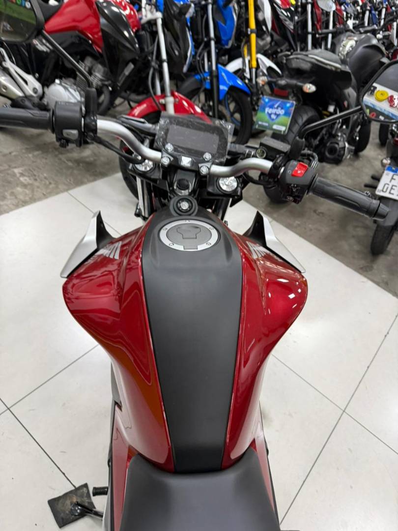 HONDA CB 300F TWISTER CBS