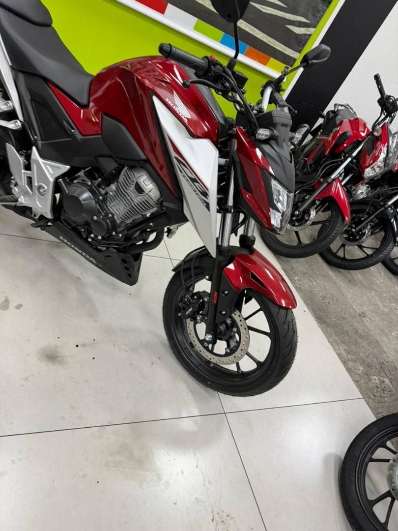 HONDA CB 300F TWISTER CBS