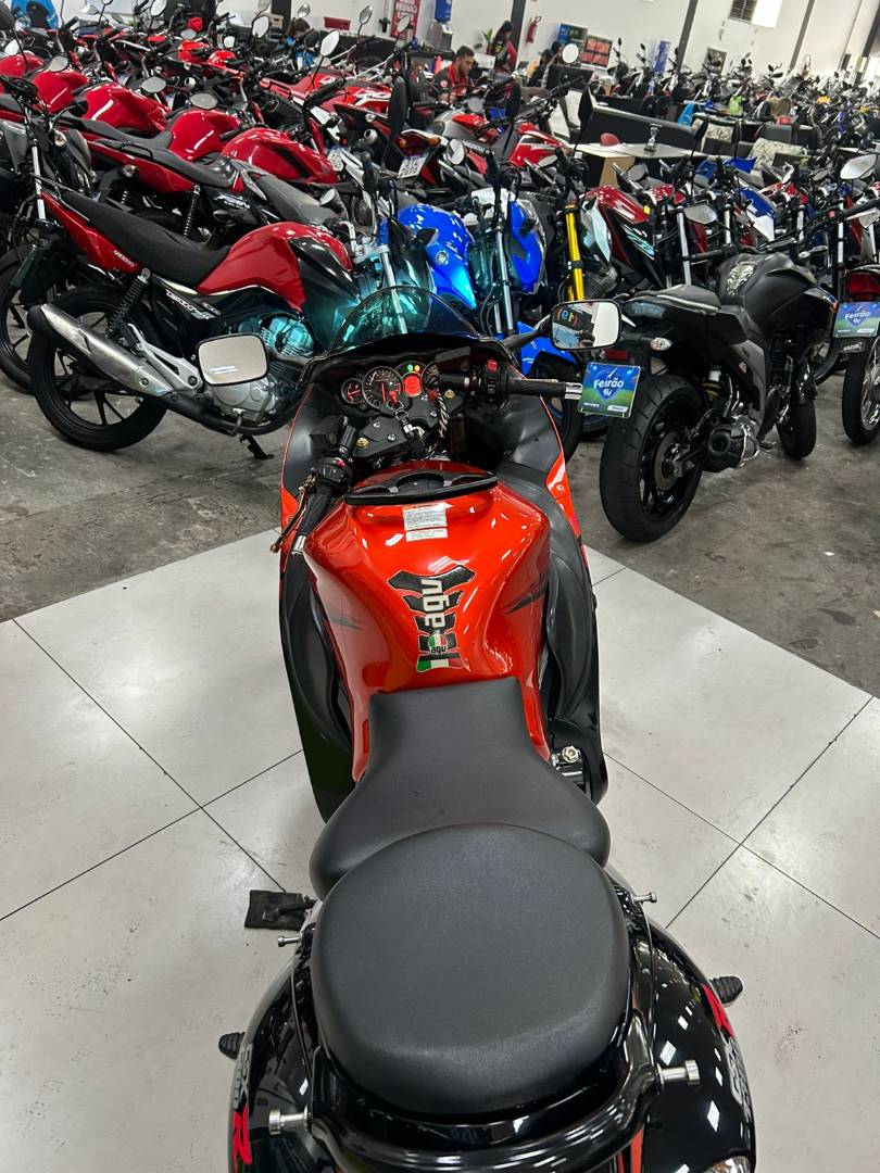 SUZUKI GSX 1300 R HAYABUSA