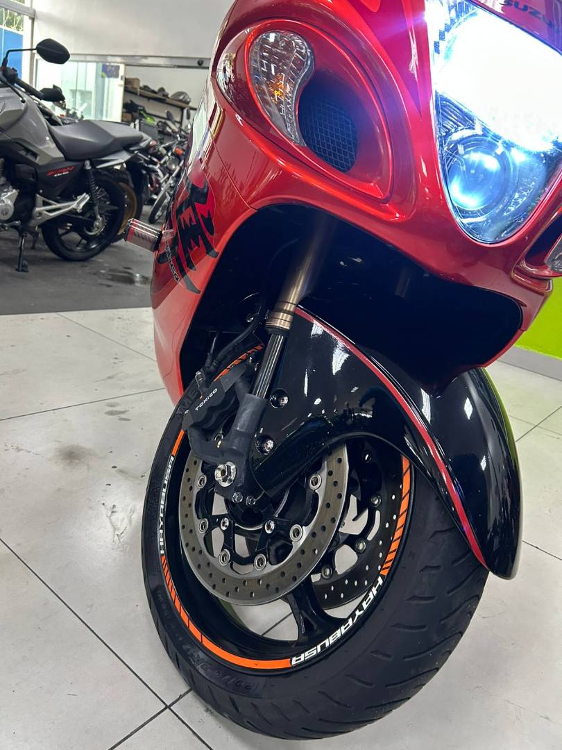 SUZUKI GSX 1300 R HAYABUSA
