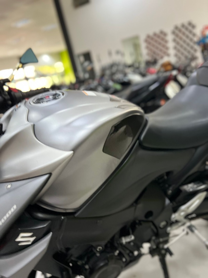SUZUKI GSX S1000 ABS