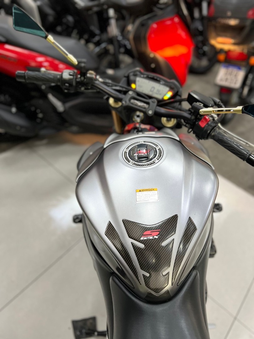 SUZUKI GSX S1000 ABS