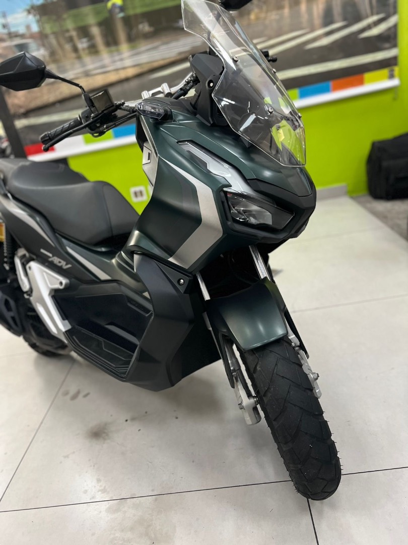 HONDA ADV 150