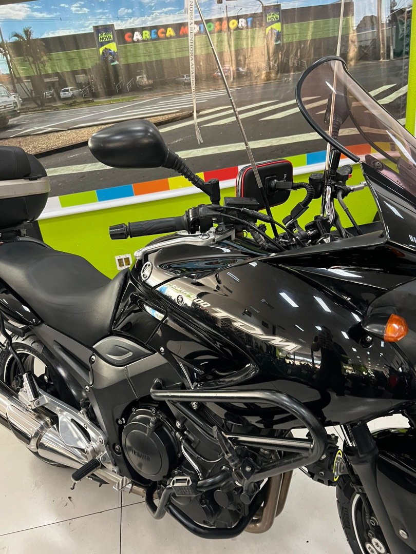 YAMAHA TDM 900