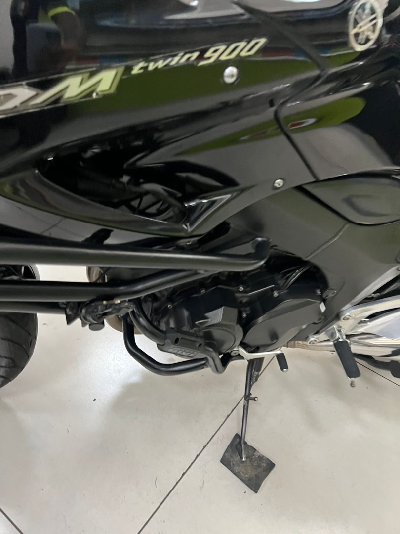 YAMAHA TDM 900