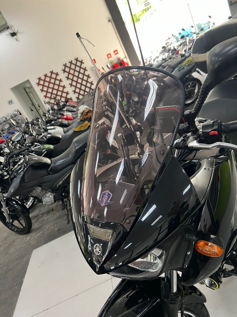 YAMAHA TDM 900