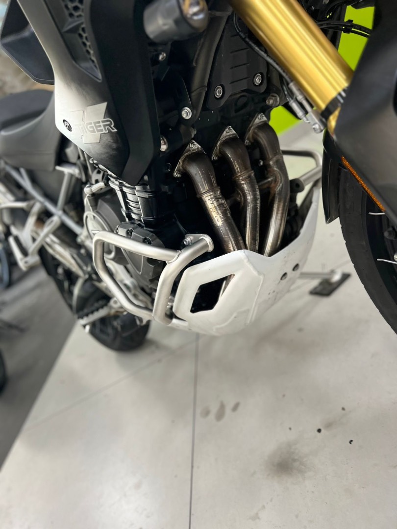 TRIUMPH TIGER 1200 RALLY PRO