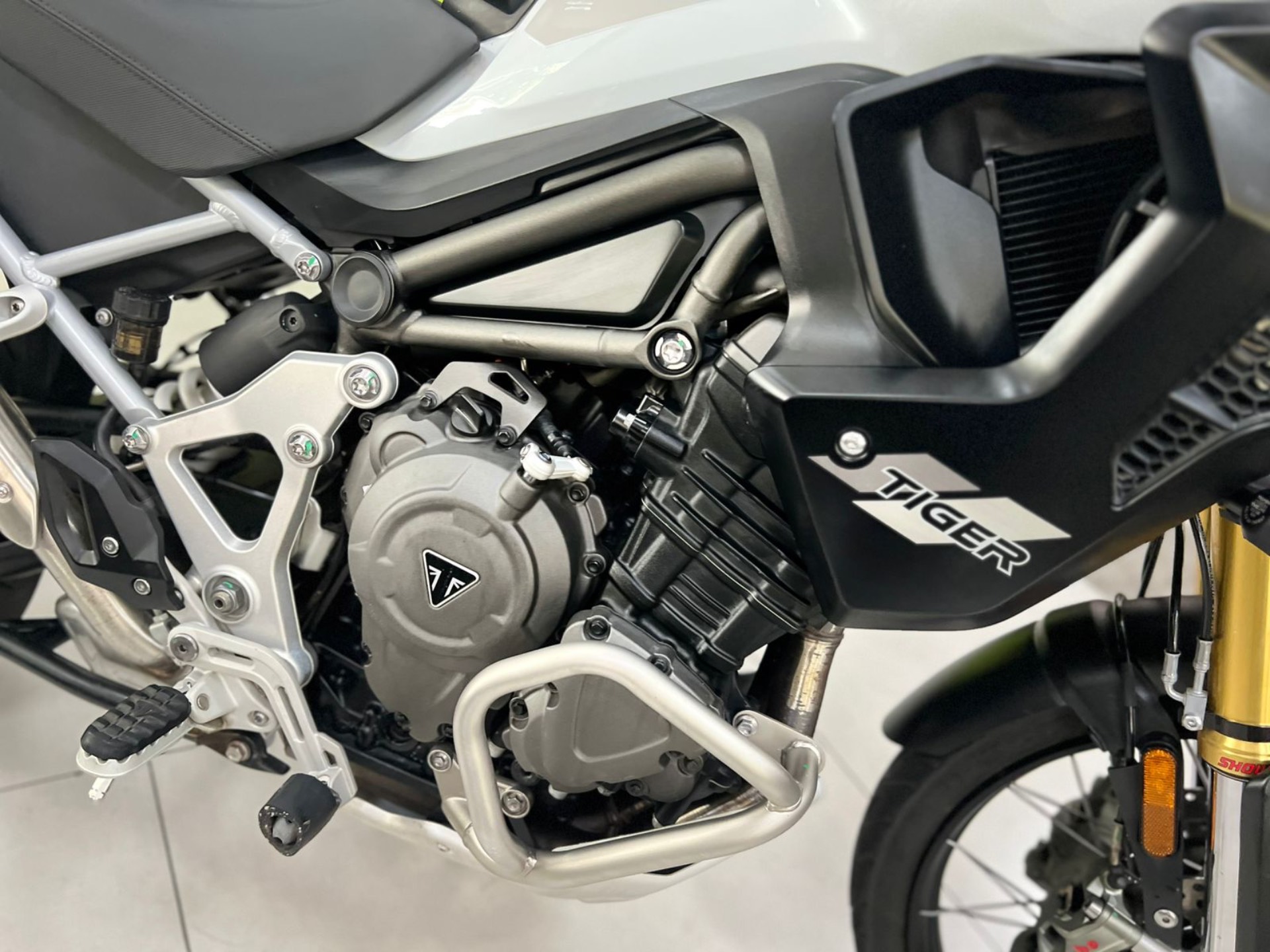 TRIUMPH TIGER 1200 RALLY PRO