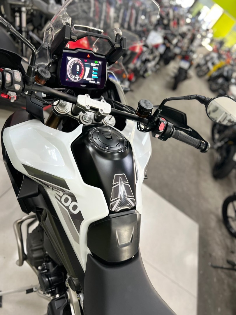 TRIUMPH TIGER 1200 RALLY PRO