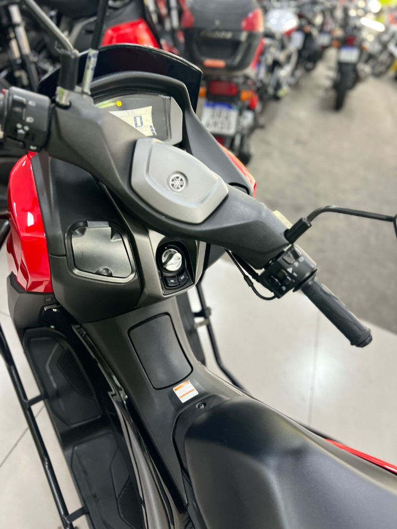 YAMAHA NMAX 160 ABS
