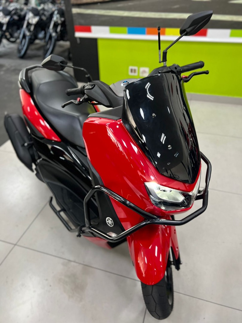 YAMAHA NMAX 160 ABS