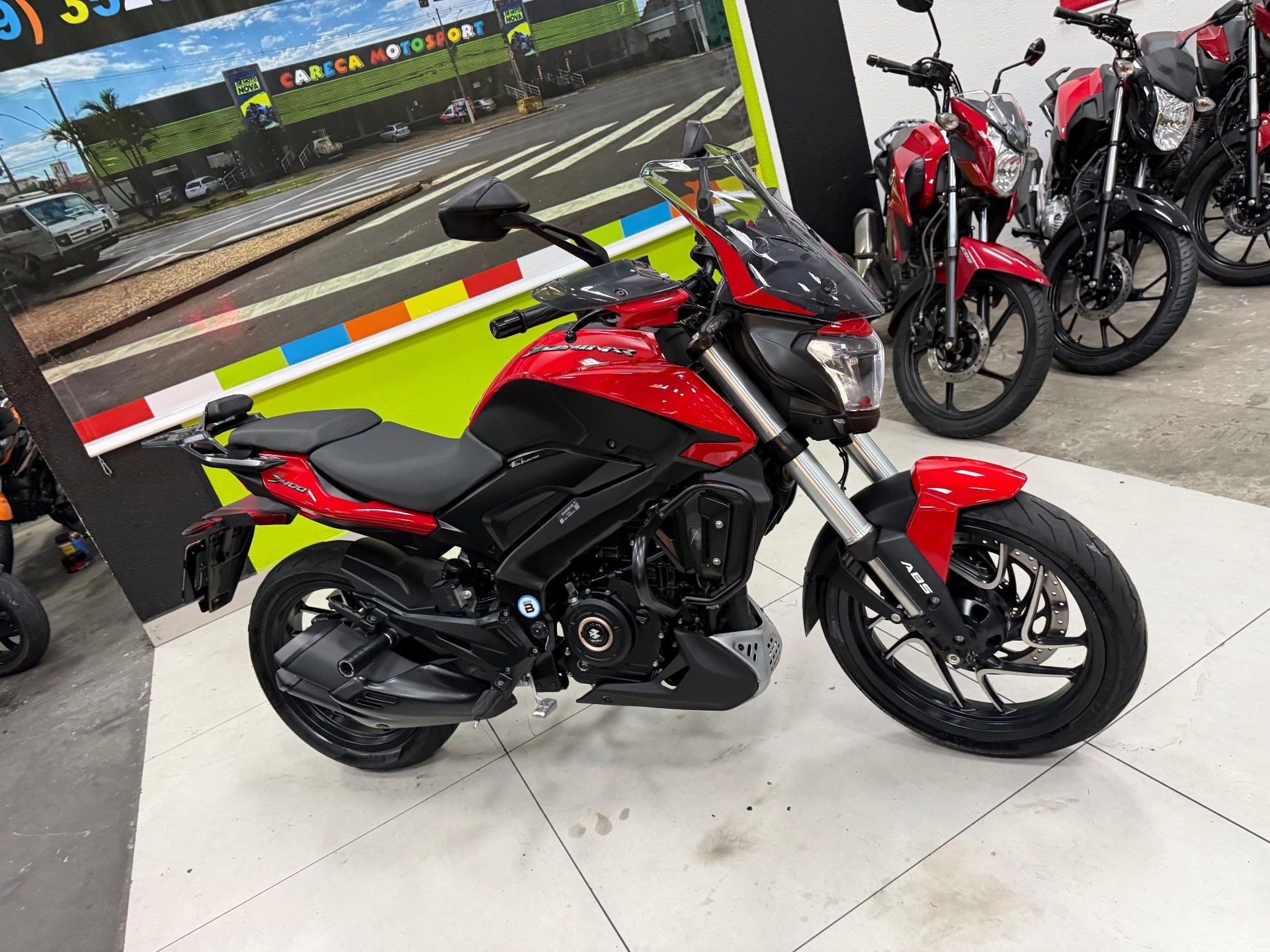 BAJAJ DOMINAR 400
