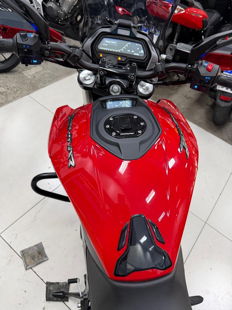 BAJAJ DOMINAR 400