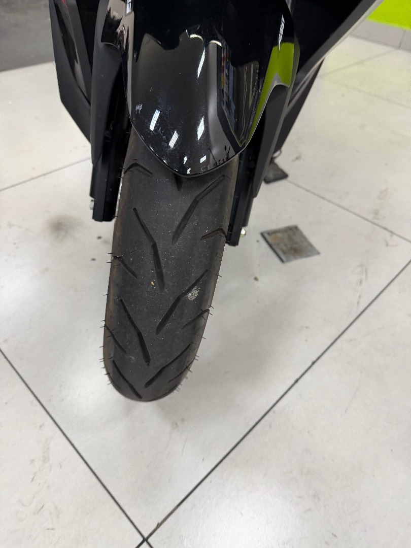 YAMAHA AEROX 160 ABS