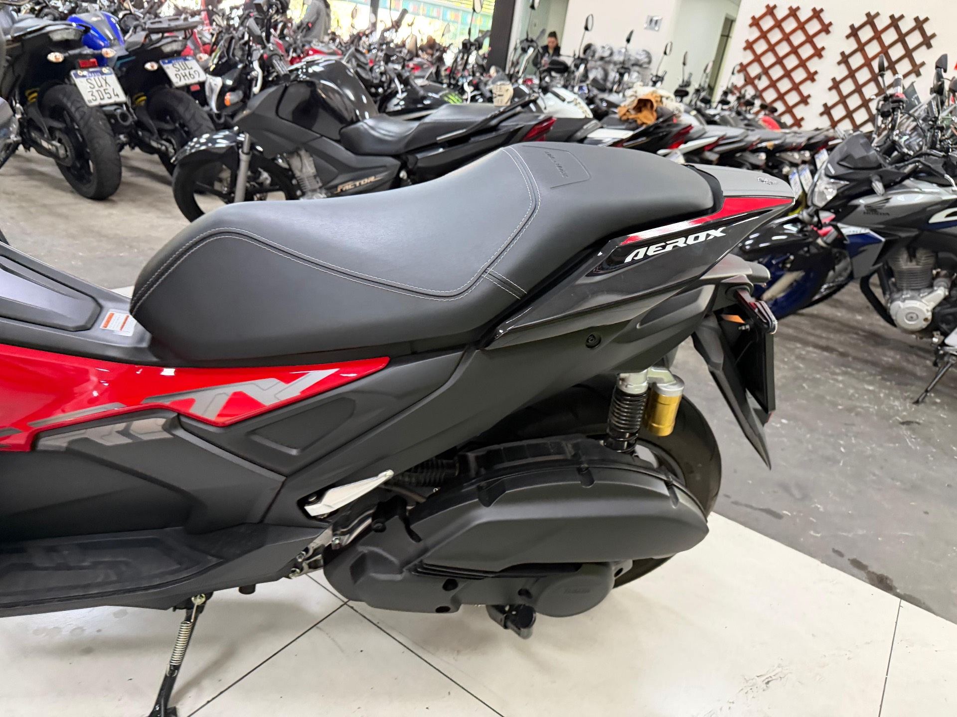 YAMAHA AEROX 160 ABS