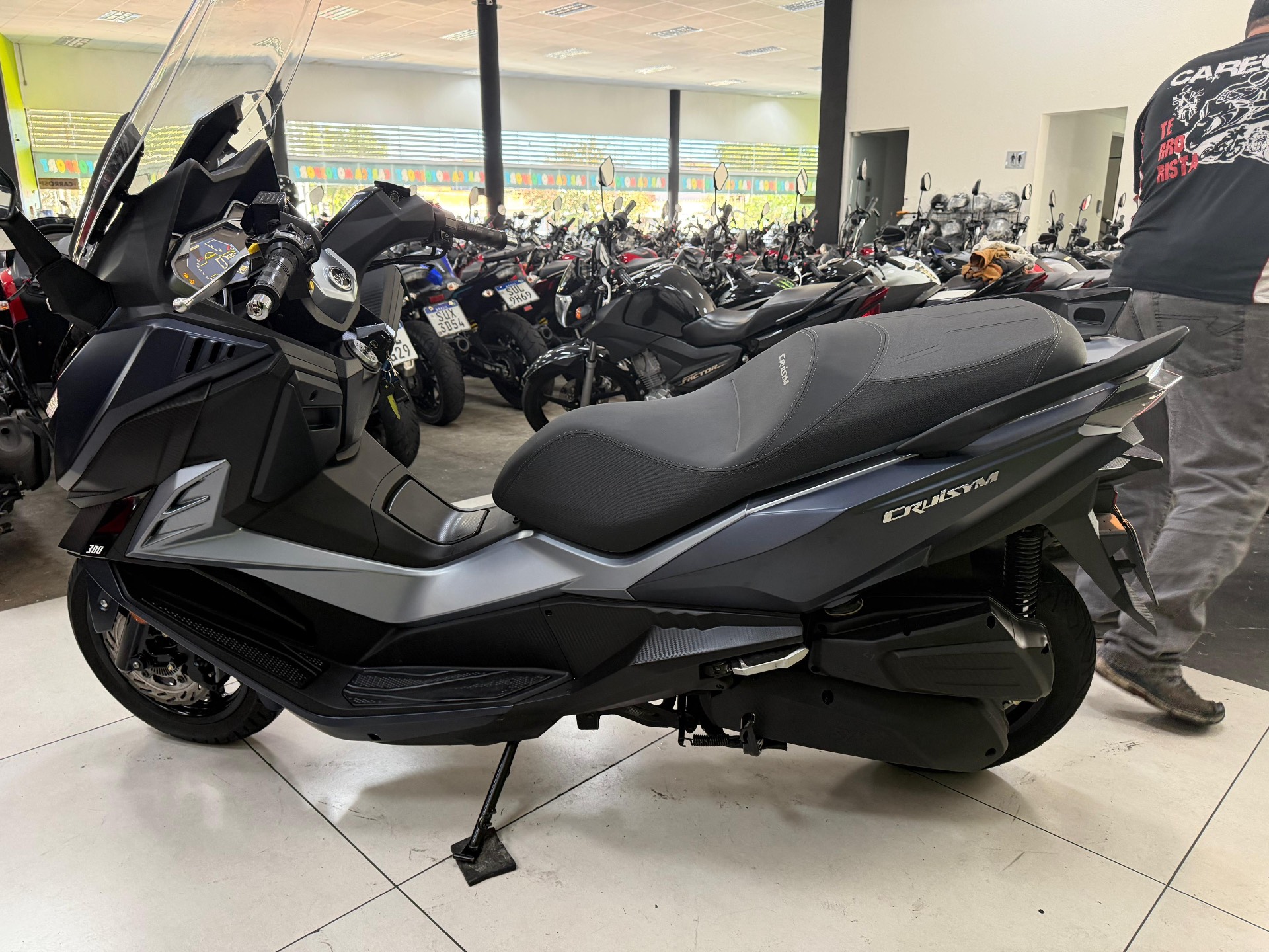 DAFRA CRUISYM 300