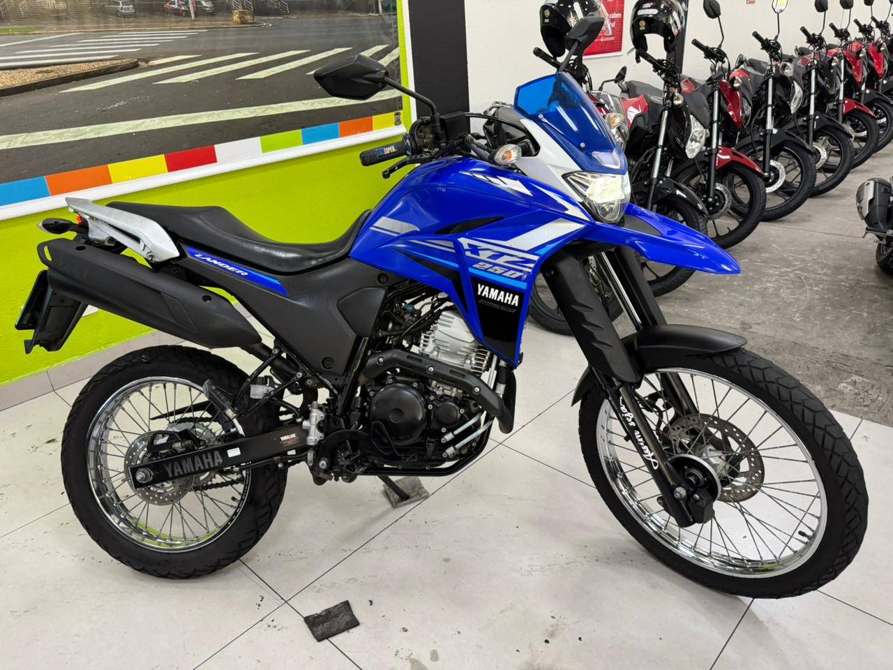YAMAHA XTZ 250 LANDER CONNECTED