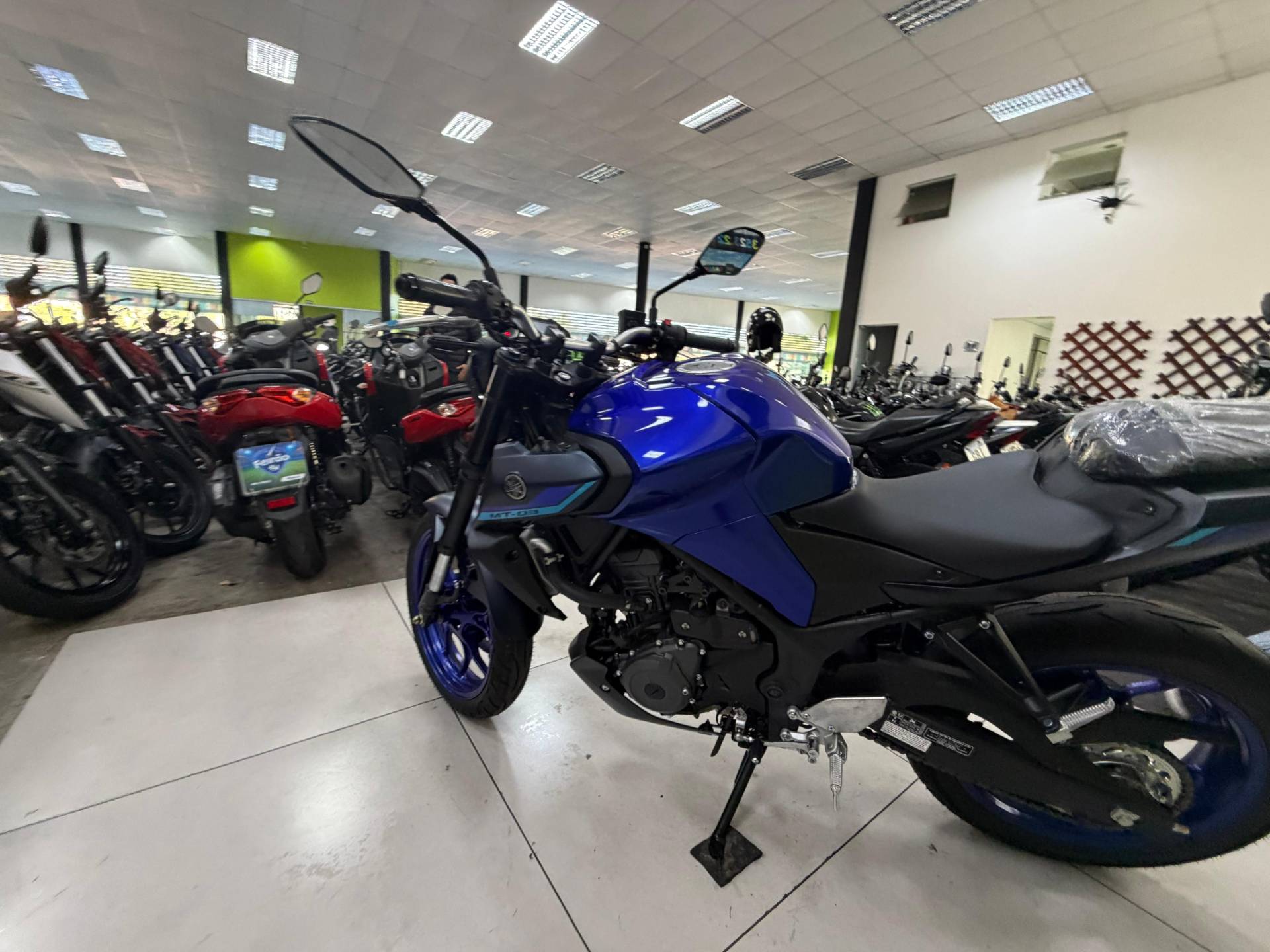 YAMAHA MT-03 CONNECTED ABS