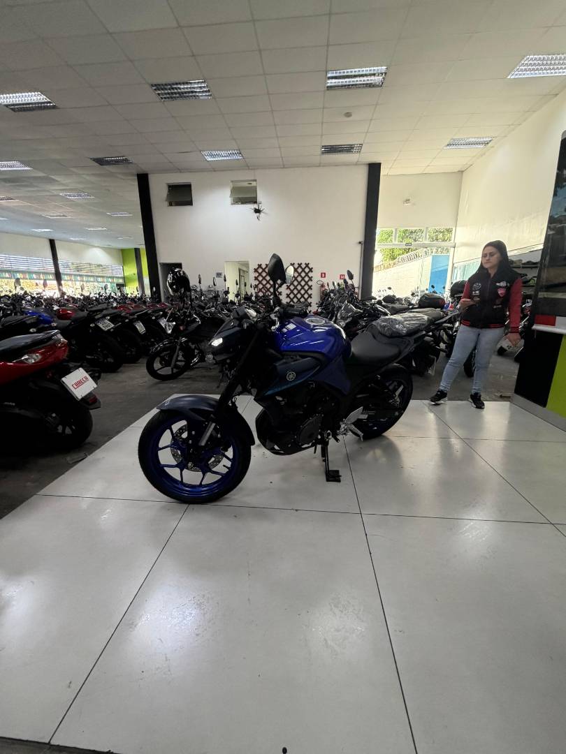 YAMAHA MT-03 CONNECTED ABS