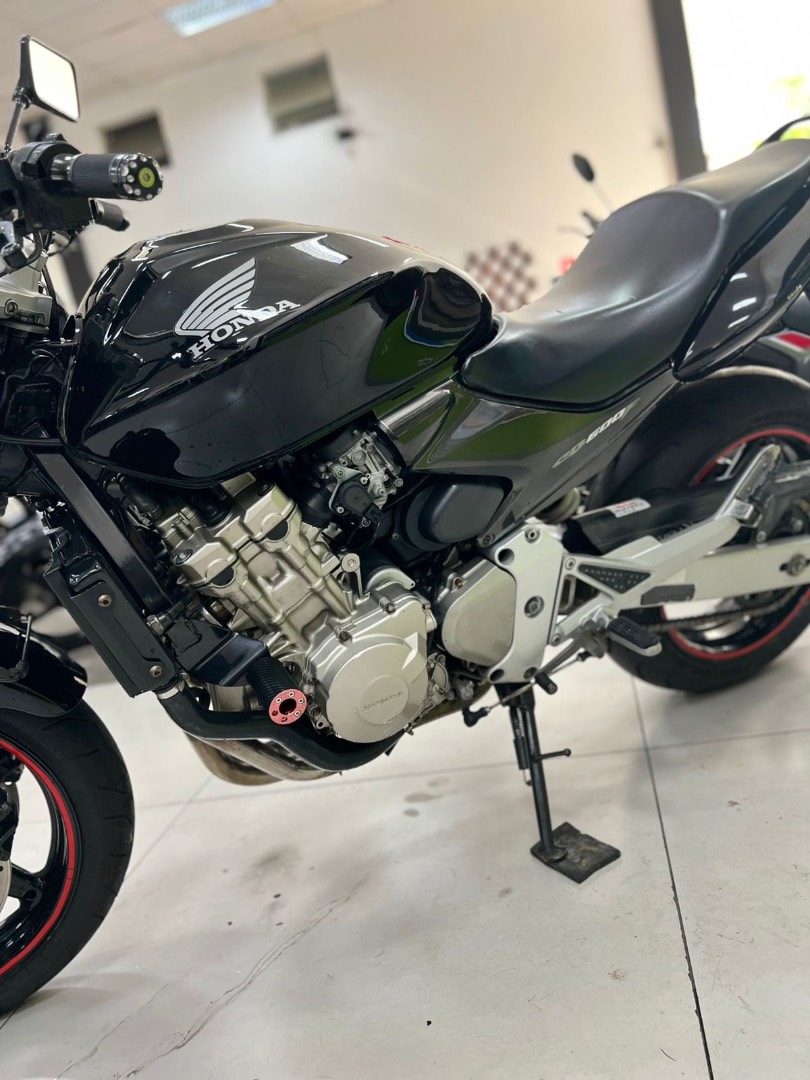 HONDA CB 600F HORNET