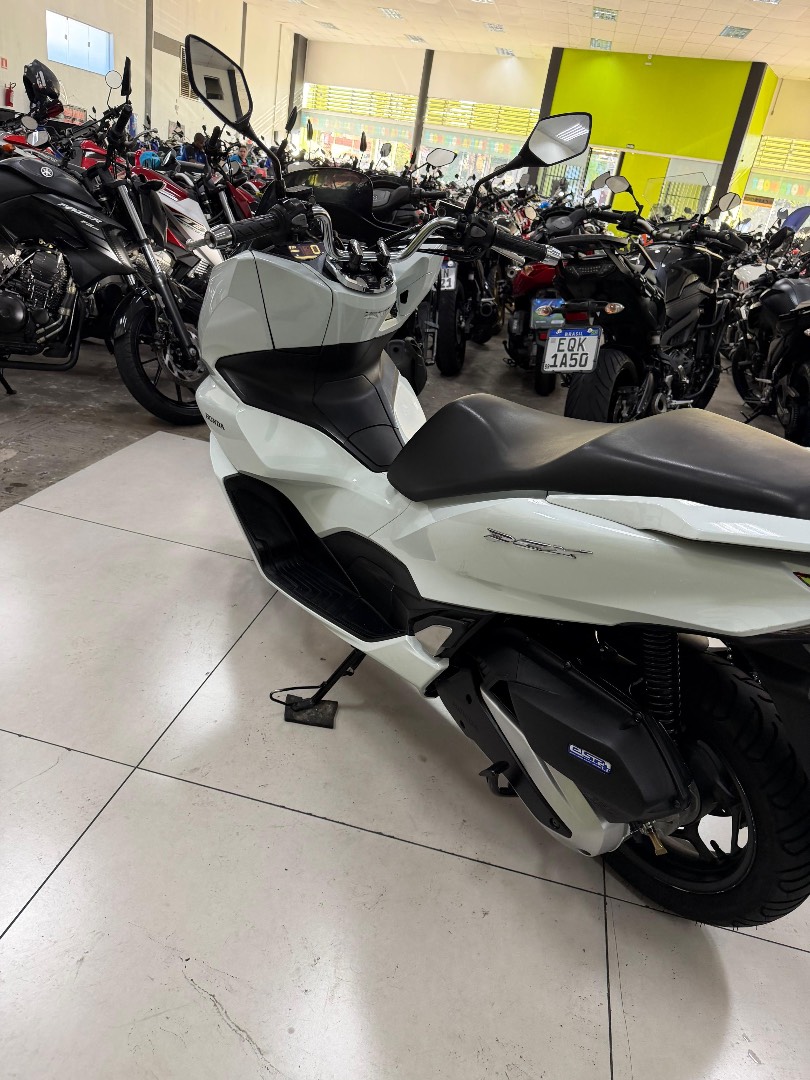 HONDA PCX 160 DLX