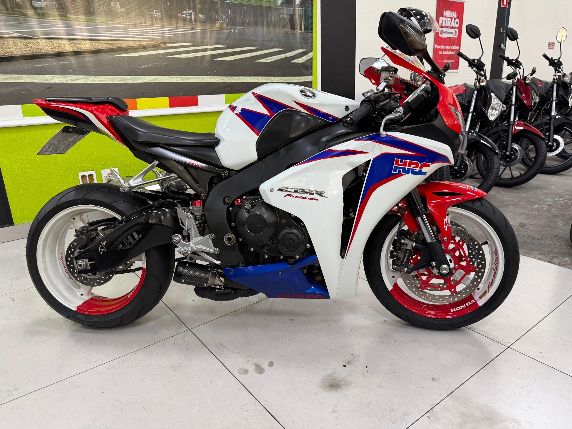 HONDA CBR 1000RR FIREBLADE