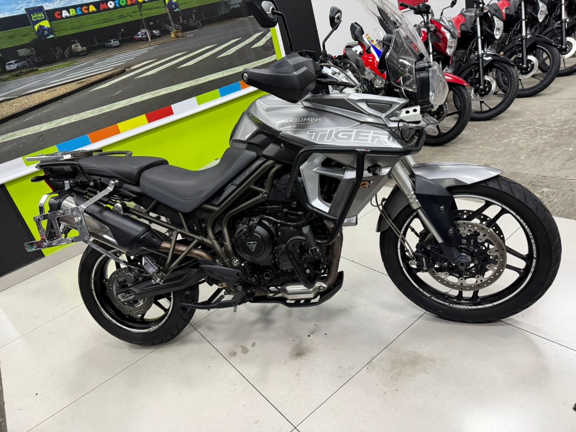 TRIUMPH TIGER 800 XRT