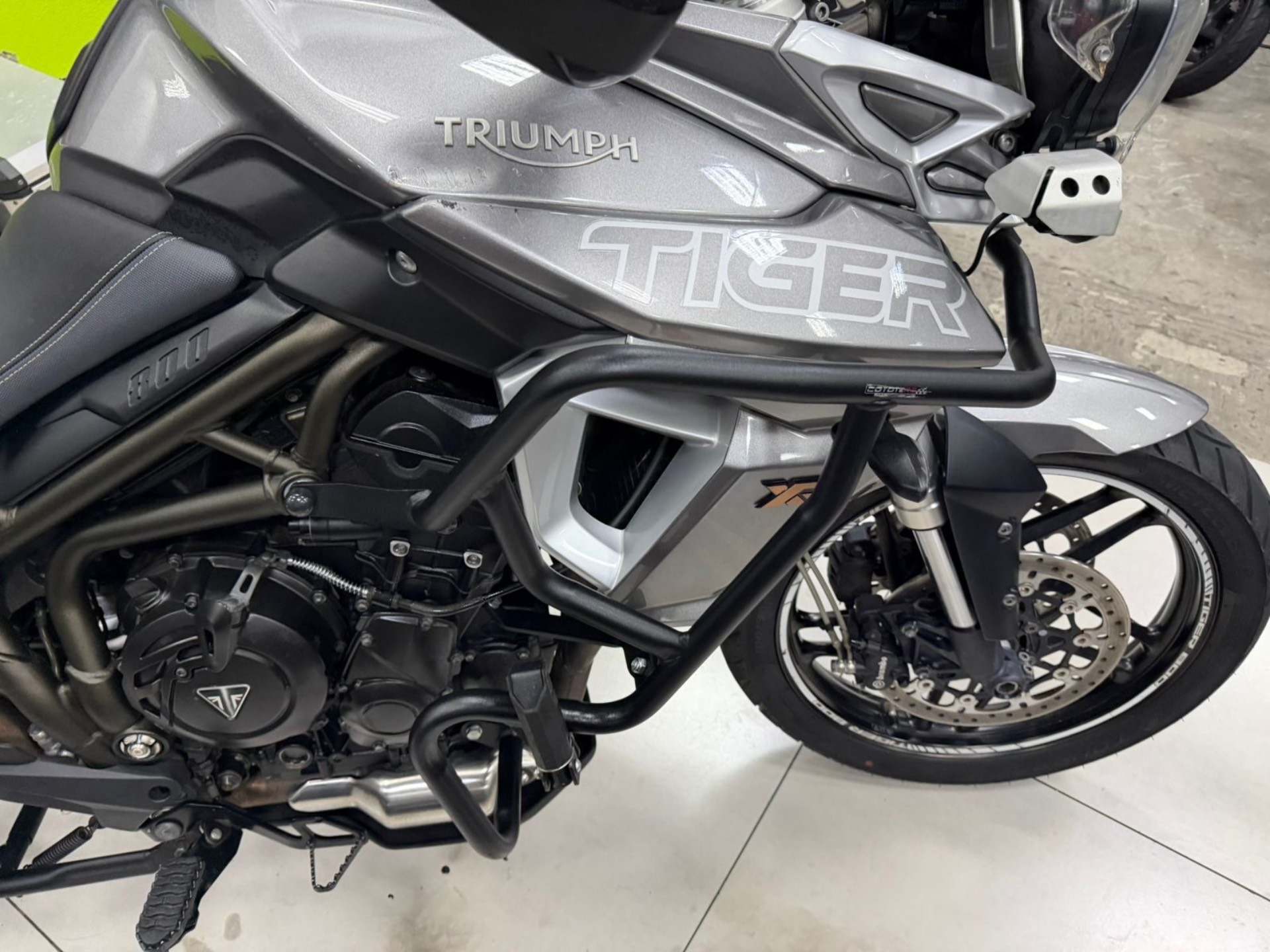 TRIUMPH TIGER 800 XRT