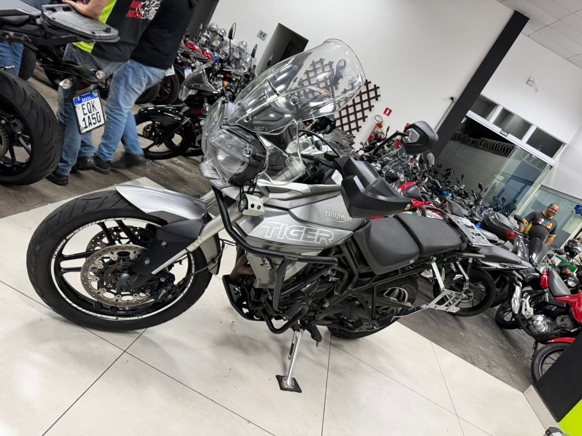 TRIUMPH TIGER 800 XRT