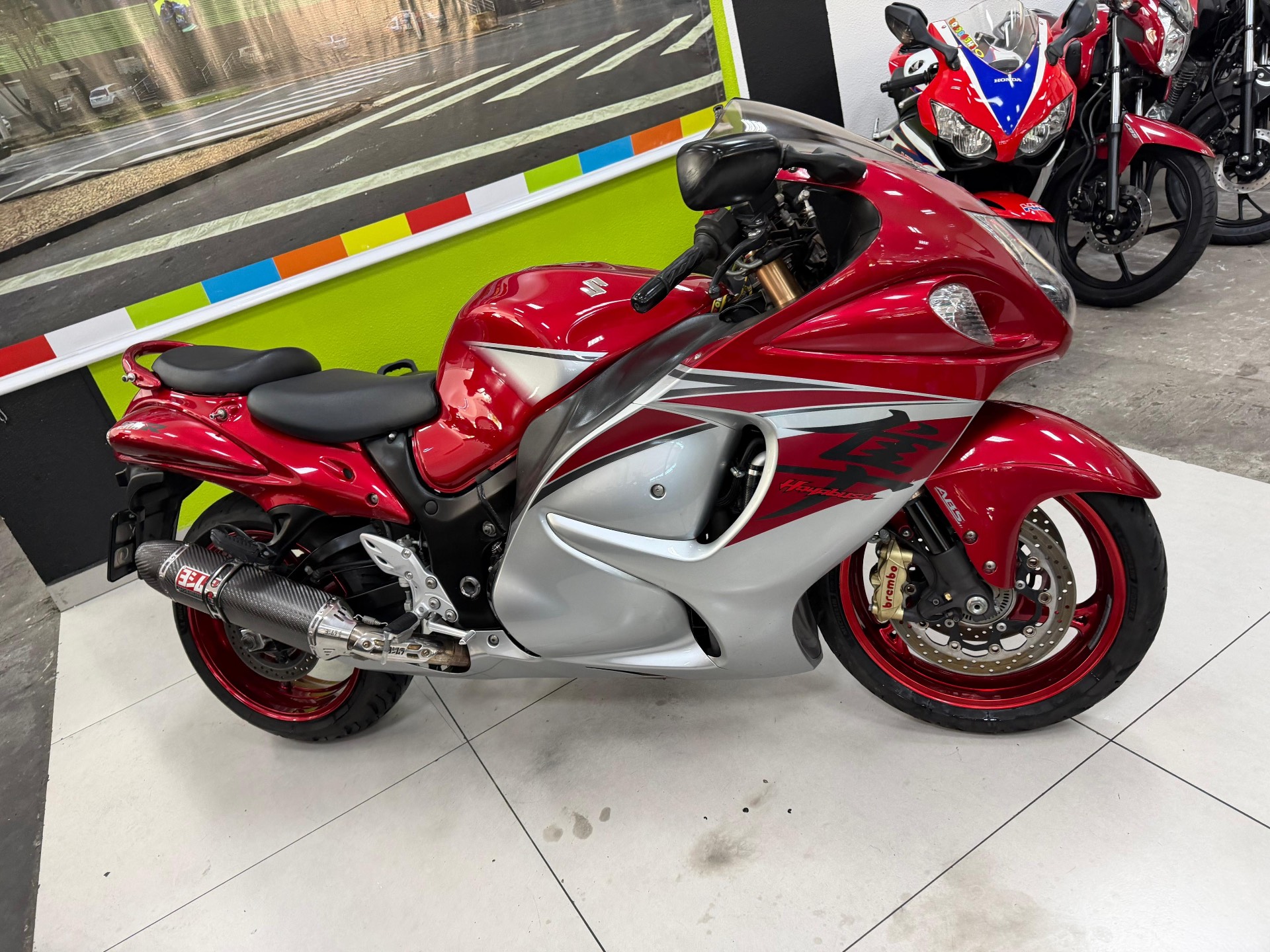 SUZUKI HAYABUSA GSX 1300RA