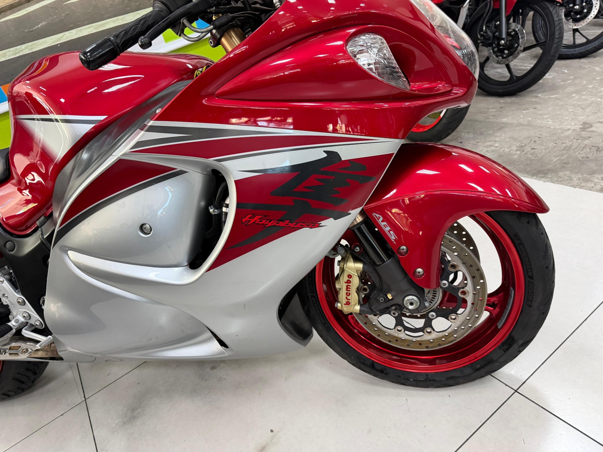 SUZUKI HAYABUSA GSX 1300RA