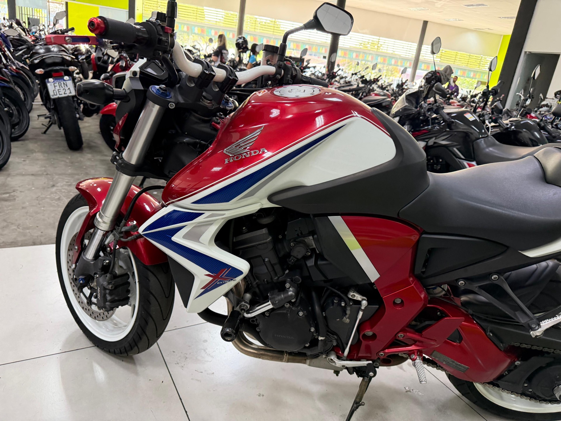 HONDA CB 1000R