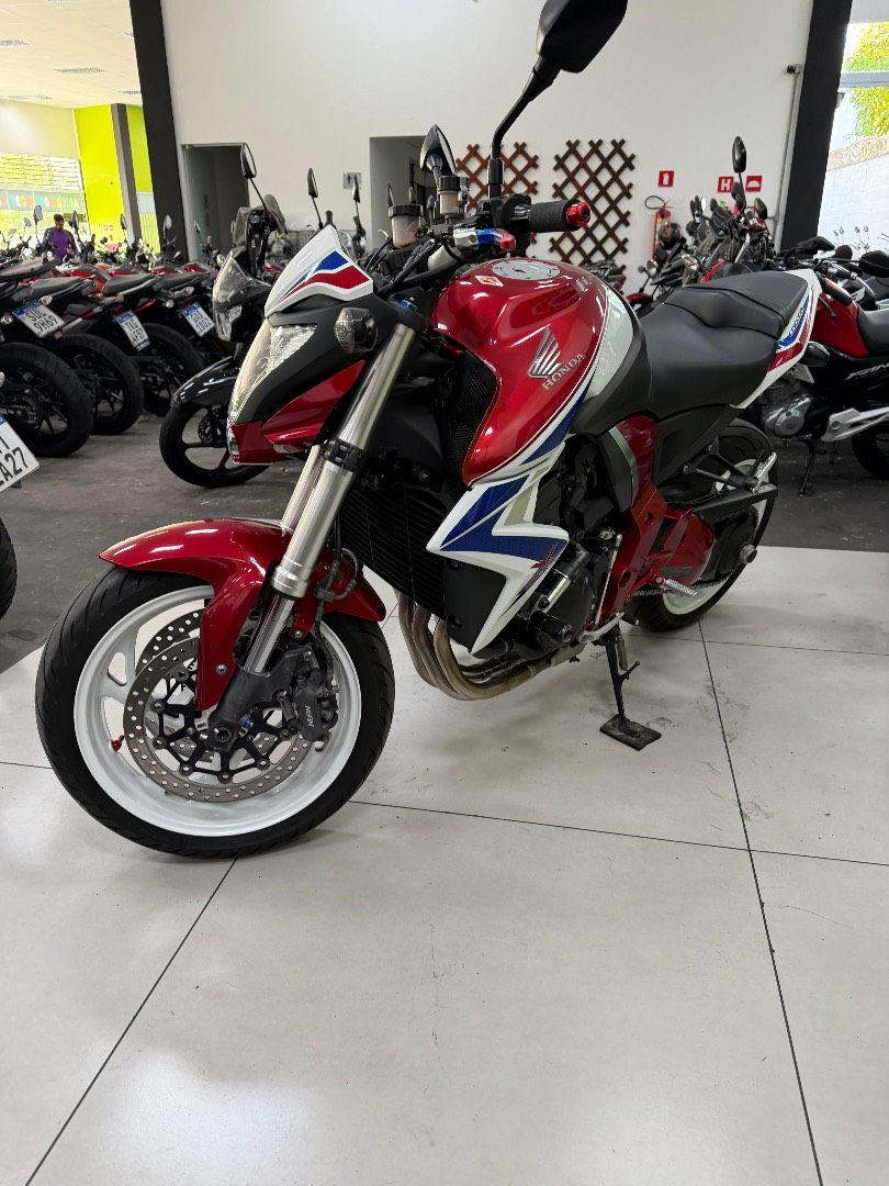 HONDA CB 1000R