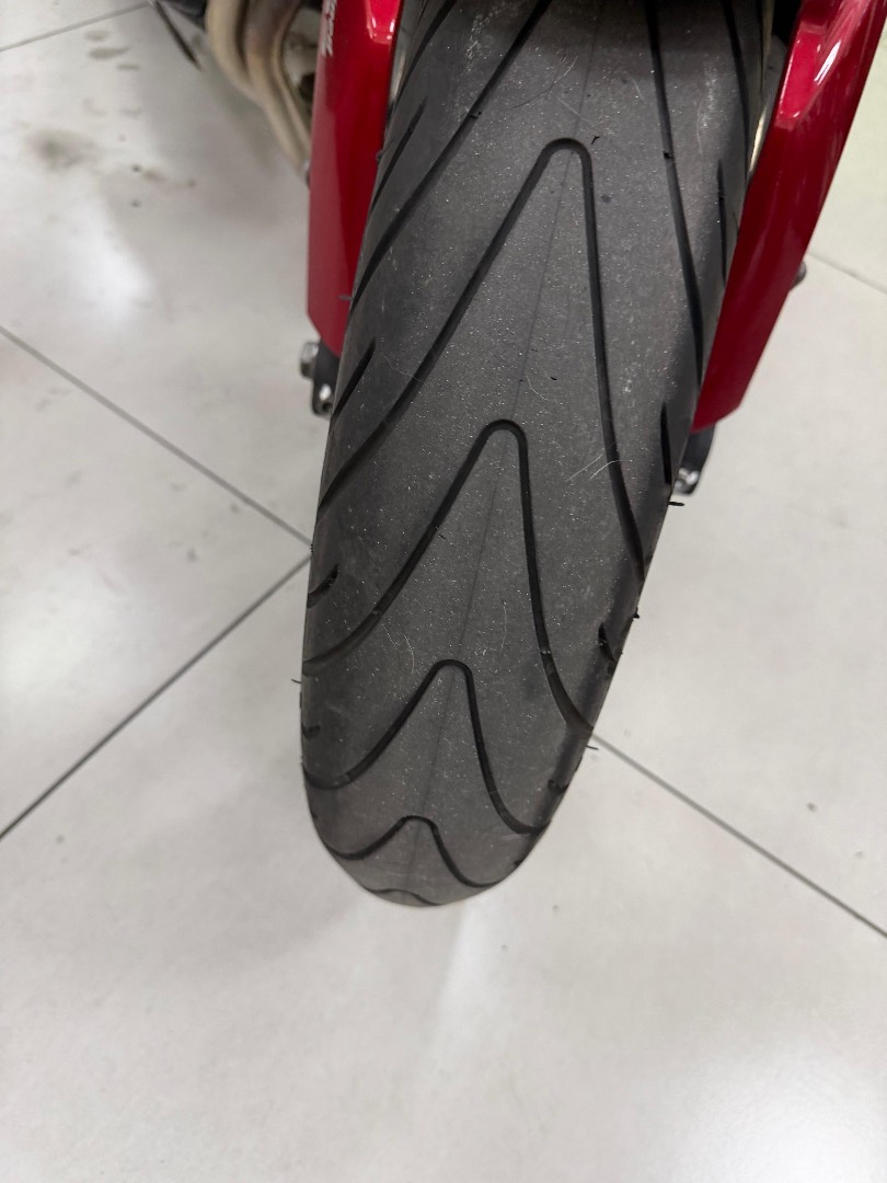 HONDA CB 1000R